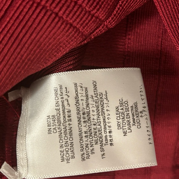 Herve leger scoop back burgundy dress size M - Picture 6 of 6